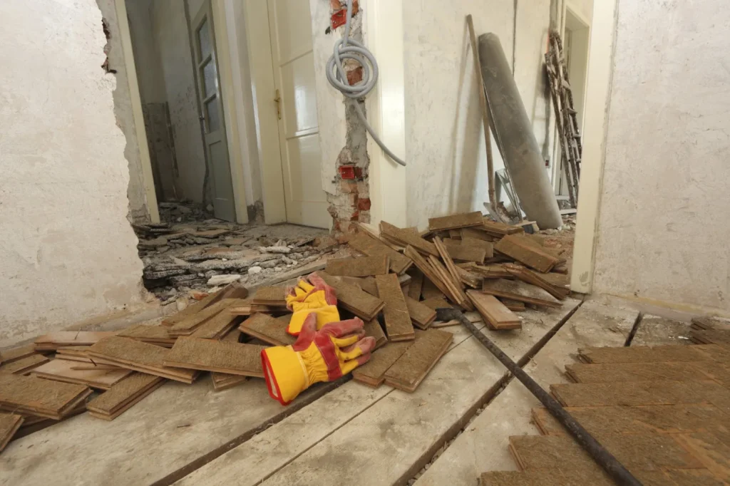 when did asbestos stop being used in homes