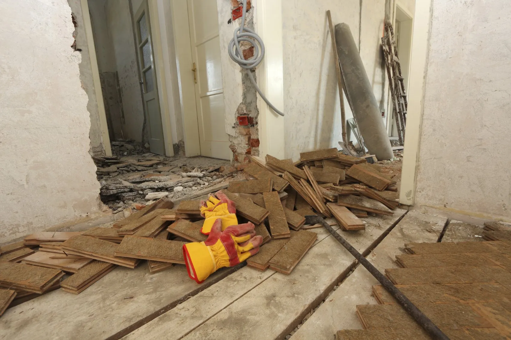 when did asbestos stop being used in homes